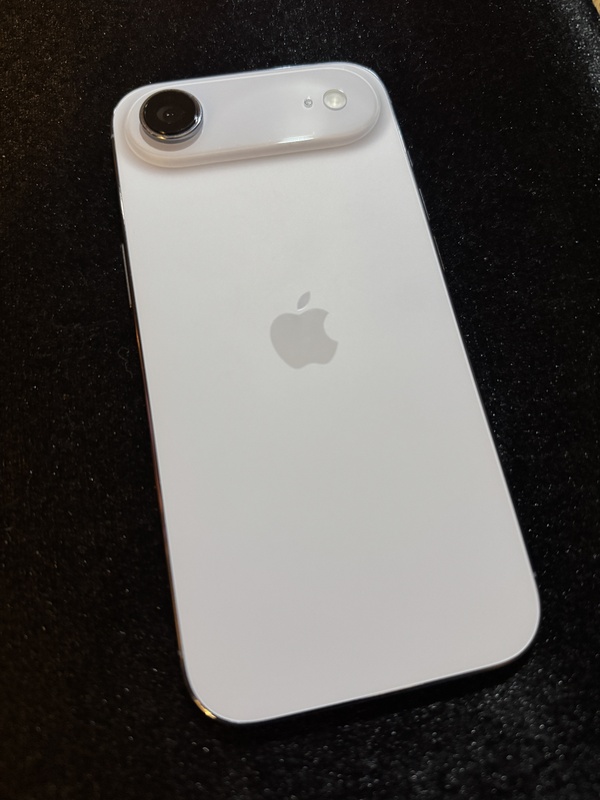 Afbeeldingslocatie: https://tweakers.net/i/9MEz4d7lK8zXix65amcqPc7u554=/x800/filters:strip_icc():strip_exif()/f/image/OFT72tNy33pCnsfBnltb7BEz.jpg?f=fotoalbum_large