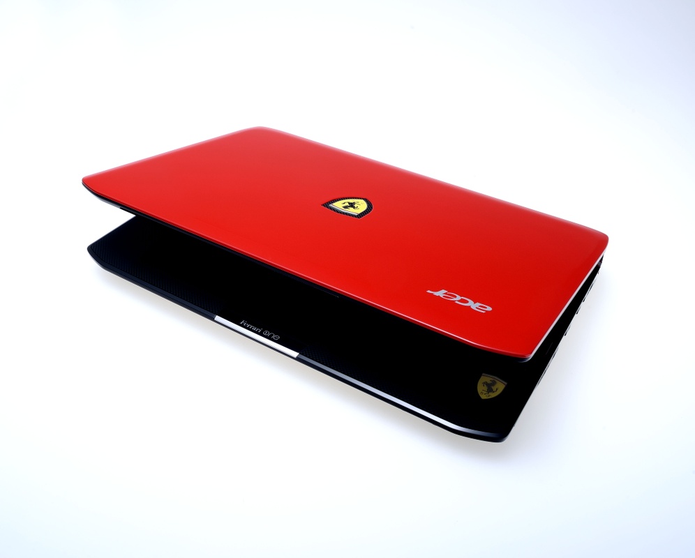 Acer ferrari one