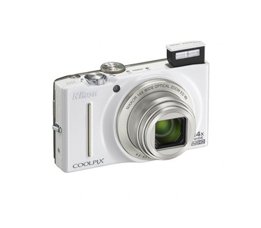 Nikon Coolpix S8200 Zilver
