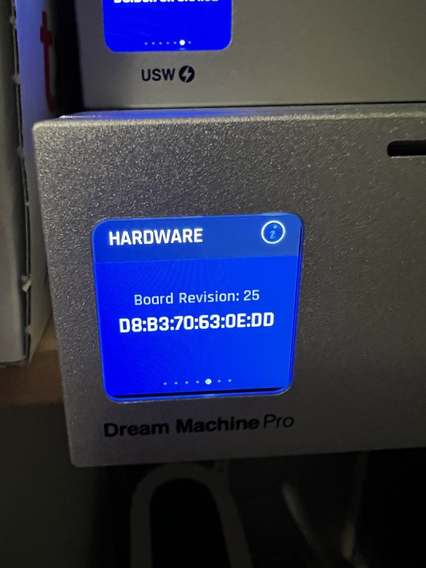 Afbeeldingslocatie: https://tweakers.net/i/9aEJVqd2zZY6ZLgE5h9m1TEaa6w=/x800/filters:strip_icc():strip_exif()/f/image/tRTeFFBy6w9WghQf5Xdsd0pX.jpg?f=fotoalbum_large