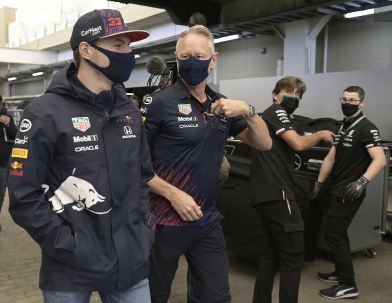 Afbeeldingslocatie: https://tweakers.net/i/9c2EN10-RWNtngZD7J3NtWgo94g=/800x/filters:strip_icc():strip_exif()/f/image/qUbiu1pUVmdwskeIHZ0x4cRw.jpg?f=fotoalbum_large