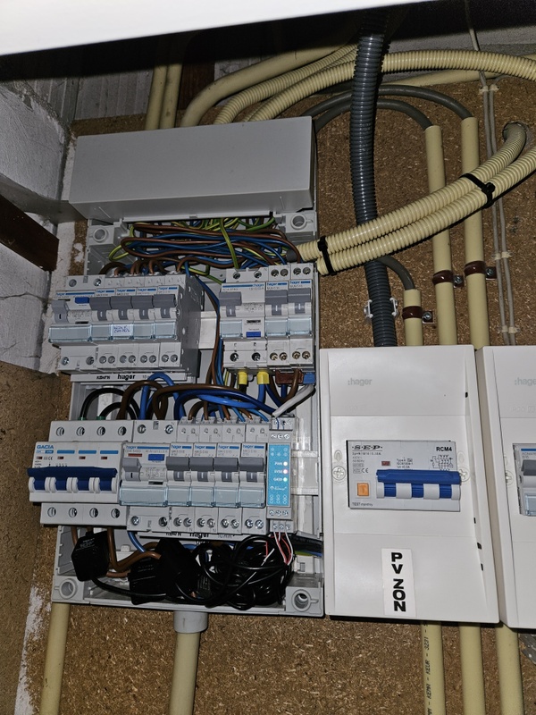 Afbeeldingslocatie: https://tweakers.net/i/9cutOpJlAJyIUxHZiMJVDnvZcgk=/x800/filters:strip_icc():strip_exif()/f/image/L2uKpDOofvfvQET0jLmFC8JD.jpg?f=fotoalbum_large