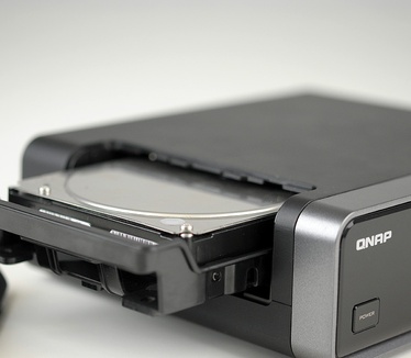 Qnap NMP-1000