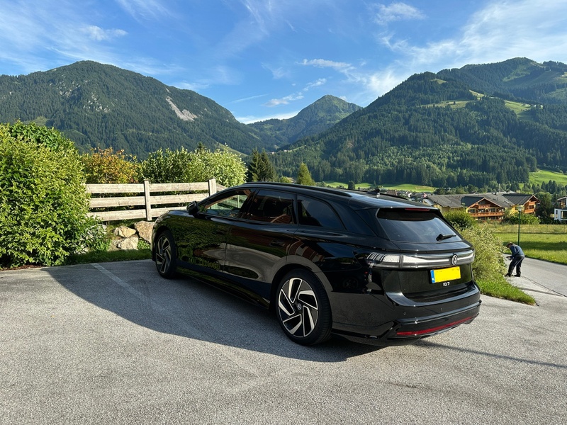 Afbeeldingslocatie: https://tweakers.net/i/9drLywkTq0M96-IegrAnqYbu-LA=/800x/filters:strip_icc():strip_exif()/f/image/iuR60qth5Fm0PTYVzxofdTNe.jpg?f=fotoalbum_large