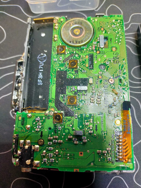 Afbeeldingslocatie: https://tweakers.net/i/9eEY3DRLai8RBKHOXRVleV7nyCk=/x800/filters:strip_icc():strip_exif()/f/image/VTZ4m2n6MKYub3Xx5tAu45t7.jpg?f=fotoalbum_large