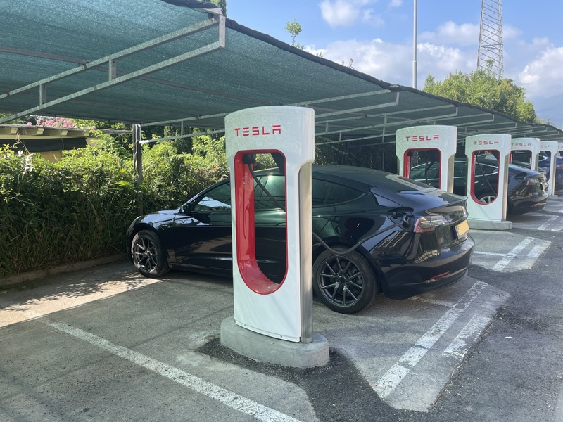 Afbeeldingslocatie: https://tweakers.net/i/9hXhsREw5ZpiR48vldWeYHctQ8Q=/800x/filters:strip_icc():strip_exif()/f/image/RsSa583zHcpze9VKjd76nYs5.jpg?f=fotoalbum_large