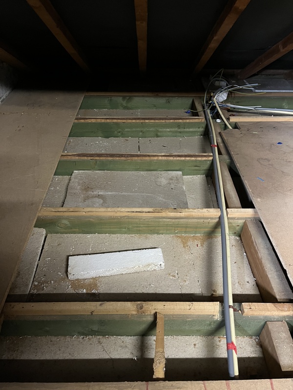 Afbeeldingslocatie: https://tweakers.net/i/9i3_MBtJcq6hJj6heAmaqQx5zQc=/x800/filters:strip_icc():strip_exif()/f/image/RG3ZBCzw6TkTUgtadEZ6m3RE.jpg?f=fotoalbum_large