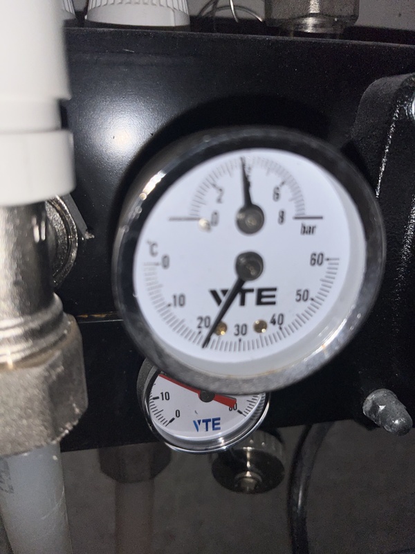 Afbeeldingslocatie: https://tweakers.net/i/9k4PjpihjjtFZQVFZPagrMA4v7o=/x800/filters:strip_icc():strip_exif()/f/image/q99xm7iCiokgOaYmCI1wMLWr.jpg?f=fotoalbum_large