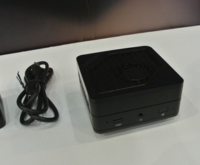 Minisforum Mercury EM780 bijgesneden