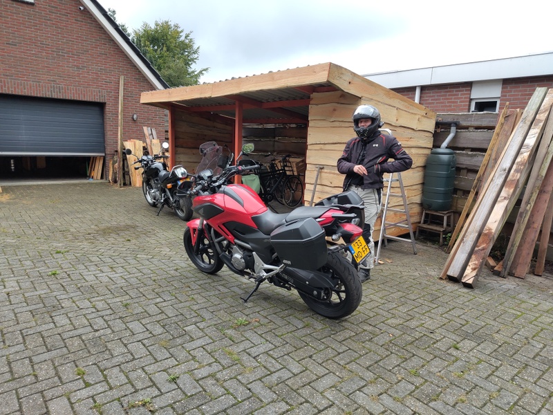 Afbeeldingslocatie: https://tweakers.net/i/9pFkpZdyhNr_ovSBmmckgbmK0zk=/800x/filters:strip_icc():strip_exif()/f/image/COr2m4h6uyNGsfus4nydpXZ4.jpg?f=fotoalbum_large