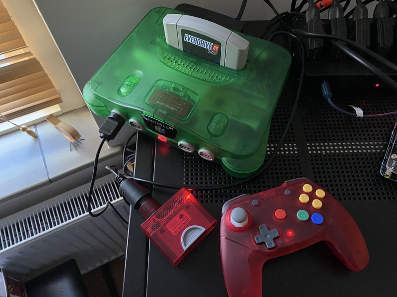 Afbeeldingslocatie: https://tweakers.net/i/9pSSbwSYg16tKlNiYRkCi0WqwFc=/800x/filters:strip_icc():strip_exif()/f/image/fhSAY4yCcViMdpVZOoNOJmyq.jpg?f=fotoalbum_large