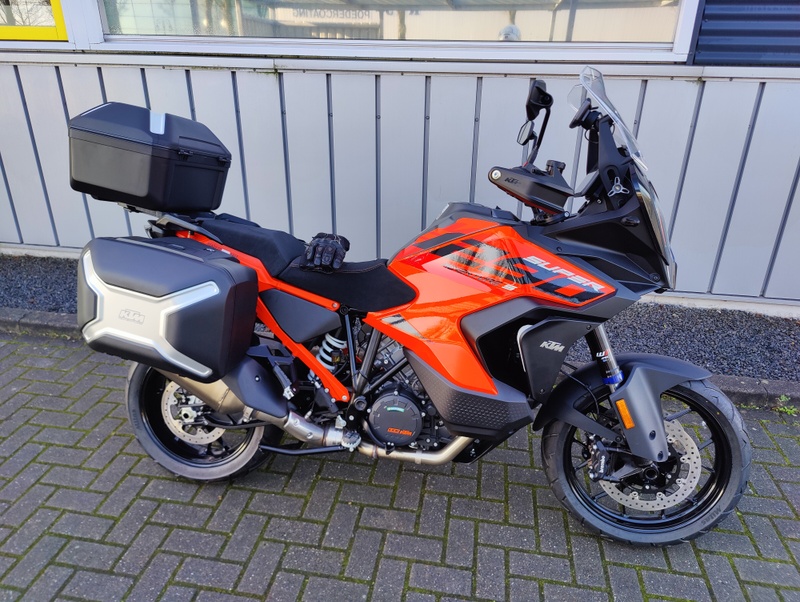 Afbeeldingslocatie: https://tweakers.net/i/9pyTq2ba8kyAnzzkqItAKEoBW7U=/800x/filters:strip_icc():strip_exif()/f/image/OmxjR8MG4x1TmkCzKq6TOcmr.jpg?f=fotoalbum_large