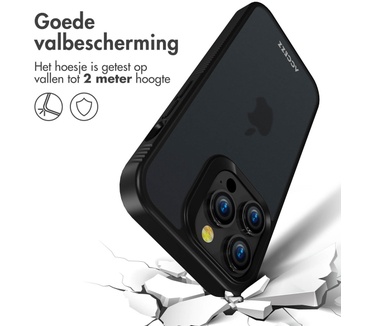 Accezz Rugged Frosted Backcover iPhone 14 Pro - Zwart