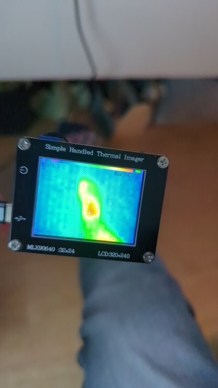 Afbeeldingslocatie: https://tweakers.net/i/9suEofCaITtbDbV0RjxKTq3AAM8=/x800/filters:strip_icc():strip_exif()/f/image/7qi84hATQadaWg45hvRgCsGO.jpg?f=fotoalbum_large