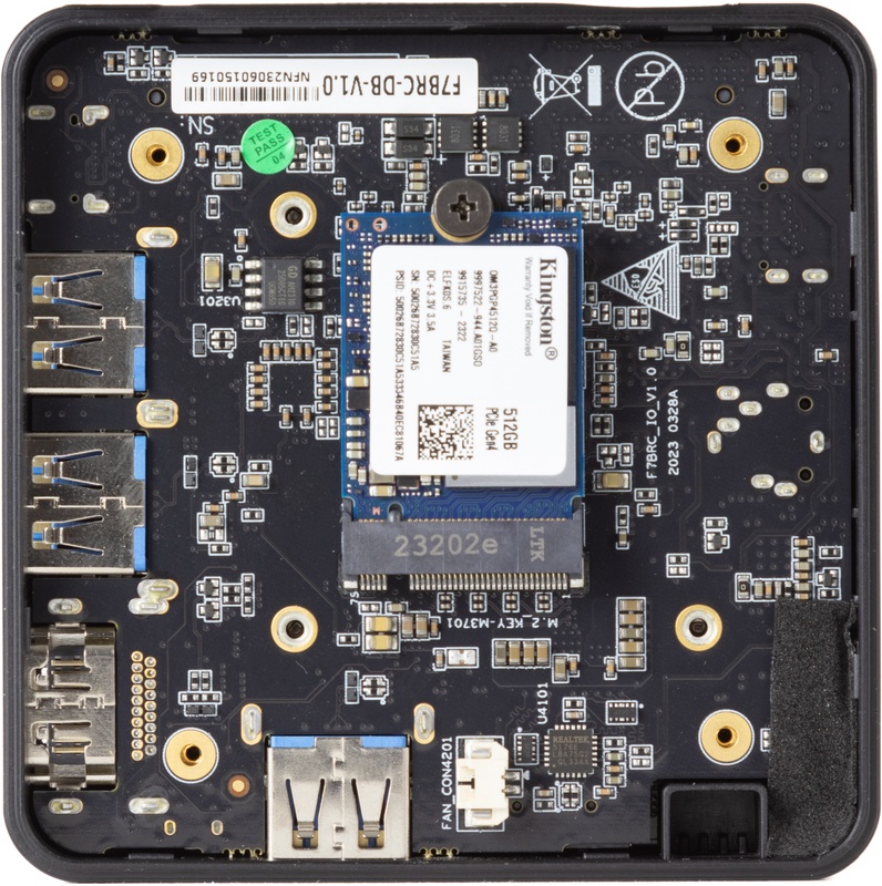 Minisforum Mercury EM680 Review - Bizar kleine mini-pc - Tweakers