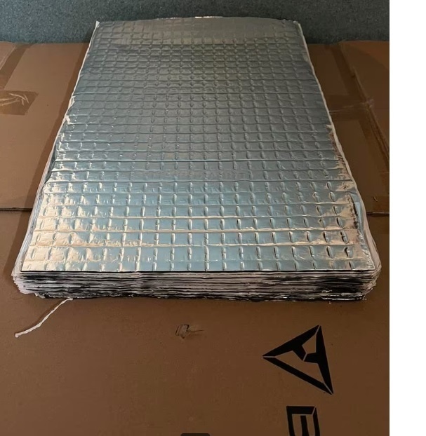 Afbeeldingslocatie: https://tweakers.net/i/9vbsZhEq6cdJR9YQrxOM3u2uGaU=/full-fit-in/4920x3264/filters:max_bytes(3145728):no_upscale():strip_icc():fill(white):strip_exif()/f/image/haT9K25ATb2tEf4oLEEzpqvY.jpg?f=user_large