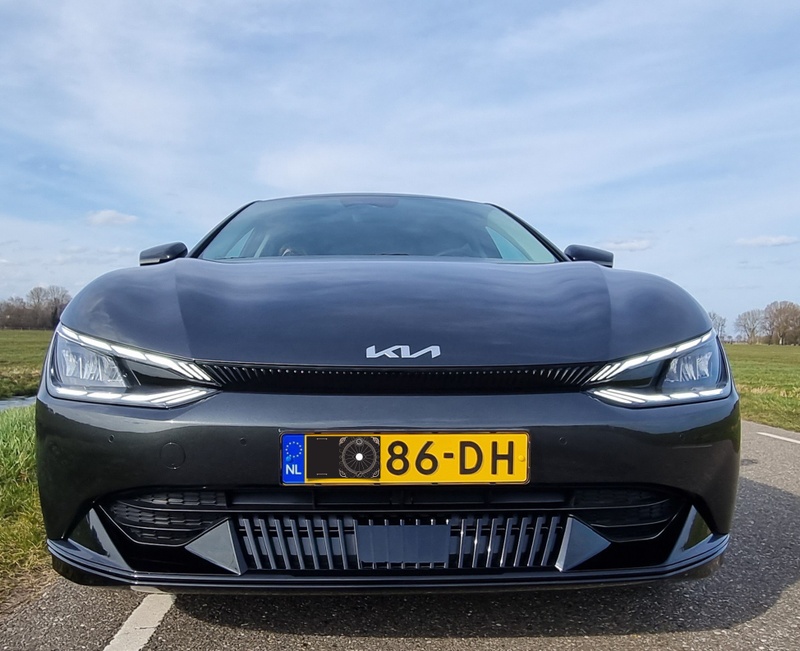 Afbeeldingslocatie: https://tweakers.net/i/9voAZFYu_DWrn9cdjje4p0p4-yI=/800x/filters:strip_icc():strip_exif()/f/image/p4eySYRuXeQQOK5it7pCPTUb.jpg?f=fotoalbum_large