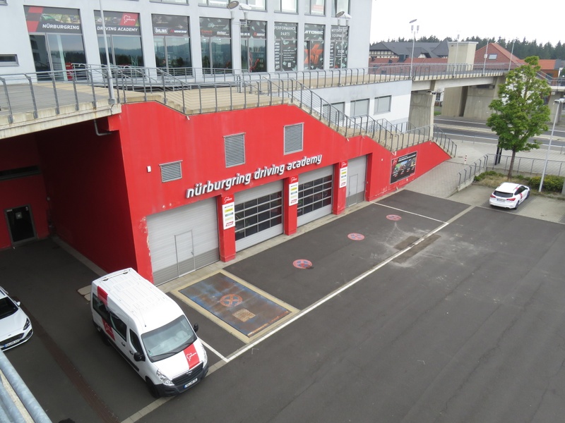 Afbeeldingslocatie: https://tweakers.net/i/9xx-BeLh3Q0DF-E0awr2SN857xs=/800x/filters:strip_icc():strip_exif()/f/image/uOKW1iq8JwizupYin3U0iaV4.jpg?f=fotoalbum_large