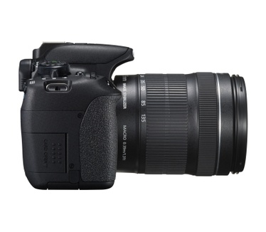 Canon EOS 700D + EF-S 18-135mm f/3.5-5.6 IS STM Zwart