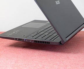Acer Aspire 7 A715-74G-77UQ