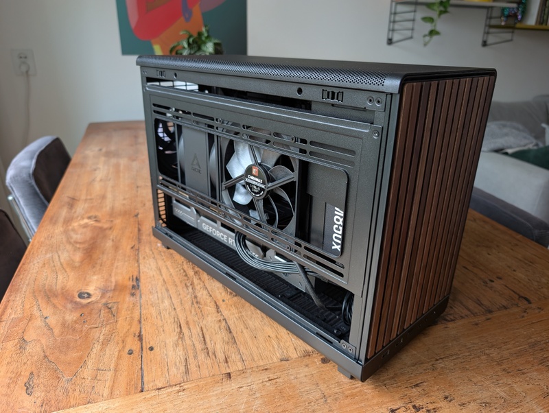 Afbeeldingslocatie: https://tweakers.net/i/A7YnGG2QRyDwGvPipEI10HNAp0M=/800x/filters:strip_icc():strip_exif()/f/image/yHNCGtN67Mcerxk2i75jS21x.jpg?f=fotoalbum_large