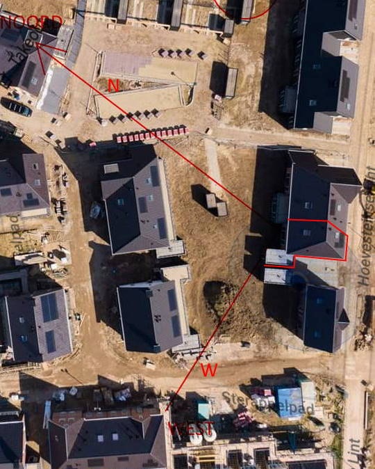 Afbeeldingslocatie: https://tweakers.net/i/A9hAdmDdD9P7s7NSqm-MI0Zb0TU=/full-fit-in/4920x3264/filters:max_bytes(3145728):no_upscale():strip_icc():fill(white):strip_exif()/f/image/R9W8SldIUxDXXC9goDjPgdq1.jpg?f=user_large