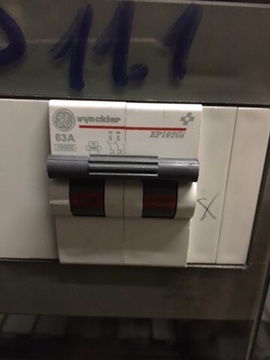 Afbeeldingslocatie: https://tweakers.net/i/AAE4Y06zpBKjTkJYMkTCP2CaWg8=/fit-in/4920x3264/filters:max_bytes(3145728):no_upscale():strip_icc():strip_exif()/f/image/xhfws5dgWqrssB0k8jxonq5M.jpg?f=user_large
