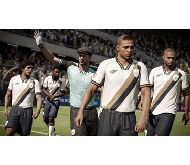 FIFA 18 - Ronaldo Edition, Xbox One
