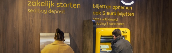 Geldmaat, geld opnemen, geld storten, pinautomaat (bron: Geldmaat)