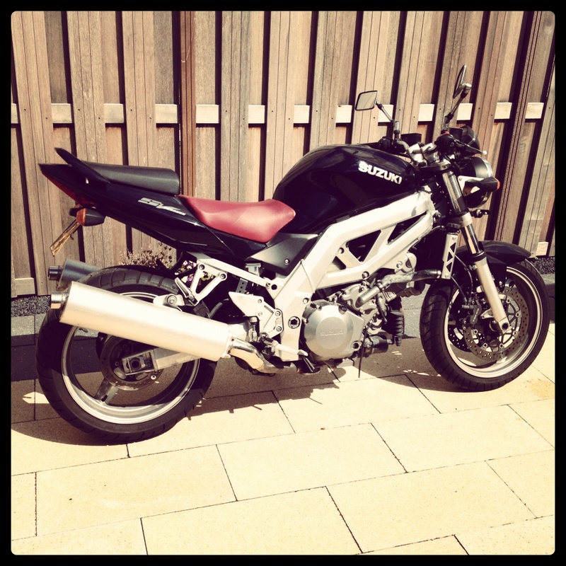 Afbeeldingslocatie: https://tweakers.net/i/AKna8t8GjkYttuLmbhnS2-37eBU=/800x/filters:strip_icc():strip_exif()/f/image/G59nnA69QxRR8oM2SurzI0C8.jpg?f=fotoalbum_large