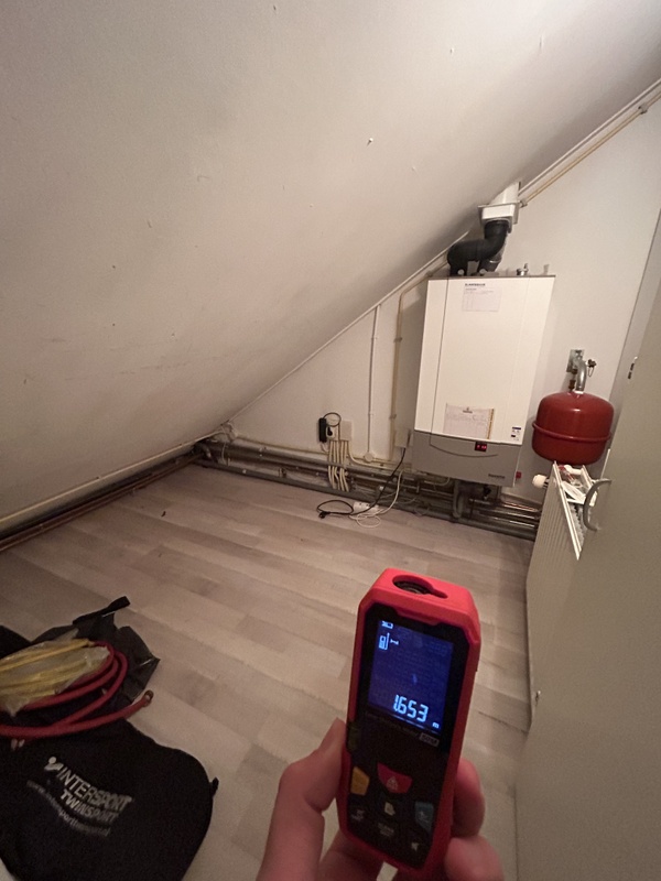 Afbeeldingslocatie: https://tweakers.net/i/AKtHot3dTP3UahkyB_ZEwiGBPvA=/x800/filters:strip_icc():strip_exif()/f/image/KzuAZxnkRNMdQODJXcodqc6u.jpg?f=fotoalbum_large