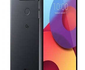 LG Q8