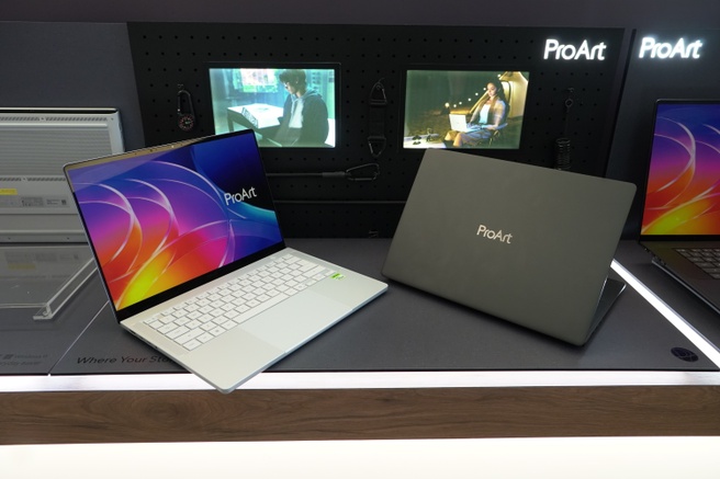 ASUS ProArt A14 en A16