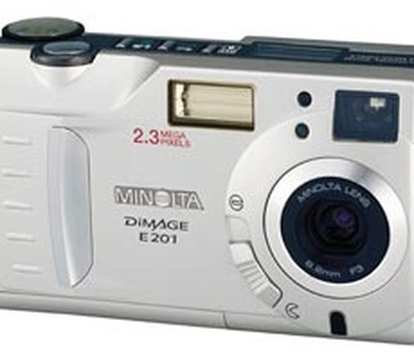 Minolta Dimage E201