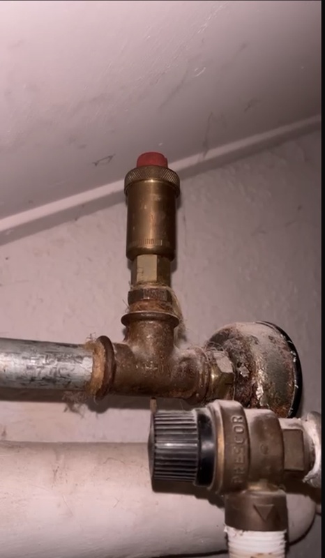 Afbeeldingslocatie: https://tweakers.net/i/AYn1--rlgKuYHPpsNuHewPRpmt8=/x800/filters:strip_icc():strip_exif()/f/image/YcxkGy14e295LGlliqGyOyZb.jpg?f=fotoalbum_large