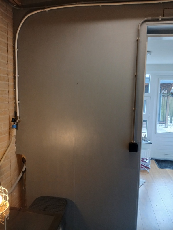 Afbeeldingslocatie: https://tweakers.net/i/A_7dZw-VkhtvI1--L4Nh-kx26Sk=/x800/filters:strip_icc():strip_exif()/f/image/UNs5QeYxAFPIatn88Fg7Wz7I.jpg?f=fotoalbum_large