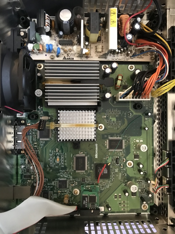 Afbeeldingslocatie: https://tweakers.net/i/A_U-2uCvNu10BmFGdBudixZoFos=/x800/filters:strip_icc():strip_exif()/f/image/zaFJAZx6Fl6yclAOvV3g6itW.jpg?f=fotoalbum_large