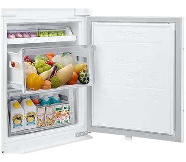 Samsung 178cm Inbouw Koel-vriescombinatie (264L) Sleepdeur D-Energielabel Metal Cooling