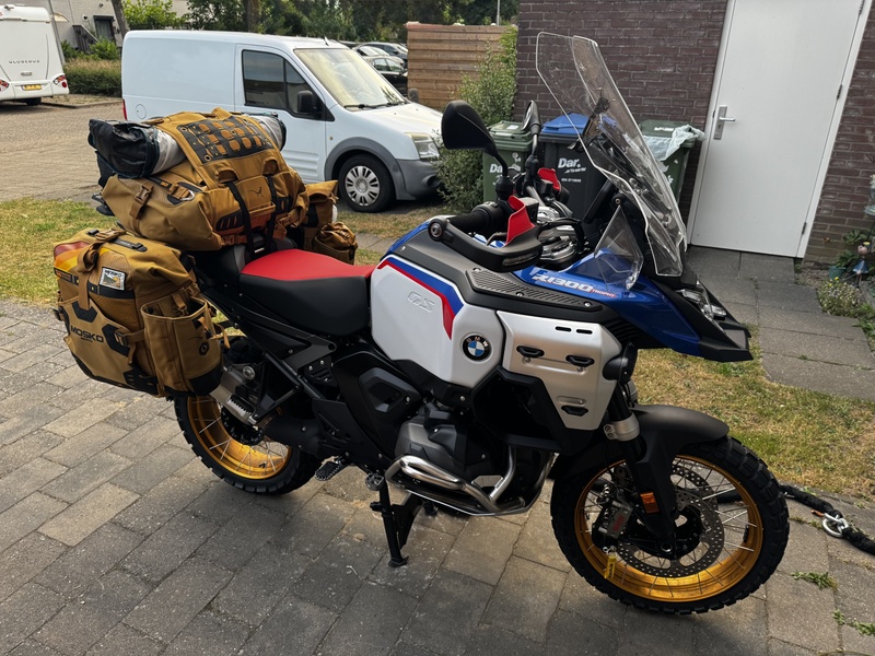Afbeeldingslocatie: https://tweakers.net/i/AcYRDYvGXgWoCUmZdbKCzaTvcEE=/800x/filters:strip_icc():strip_exif()/f/image/9lJia2nNXefqi1aJ6k79qXQJ.jpg?f=fotoalbum_large