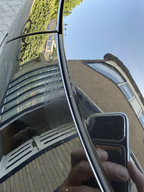 Afbeeldingslocatie: https://tweakers.net/i/AduK3yuzTKQDzVV832l8eRwJk84=/x800/filters:strip_icc():strip_exif()/f/image/jArNyvmgZH9FR88JS7XMygcn.jpg?f=fotoalbum_large