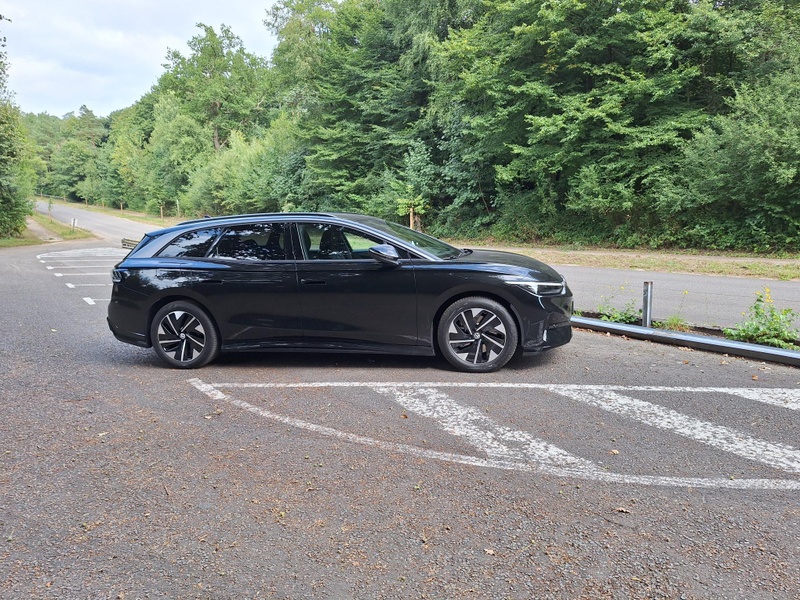 Afbeeldingslocatie: https://tweakers.net/i/AeI7zFOCVopMconcRvNJOj-Dw1I=/800x/filters:strip_icc():strip_exif()/f/image/F2InMGaC7QRJvkJ1DUYKvRaP.jpg?f=fotoalbum_large