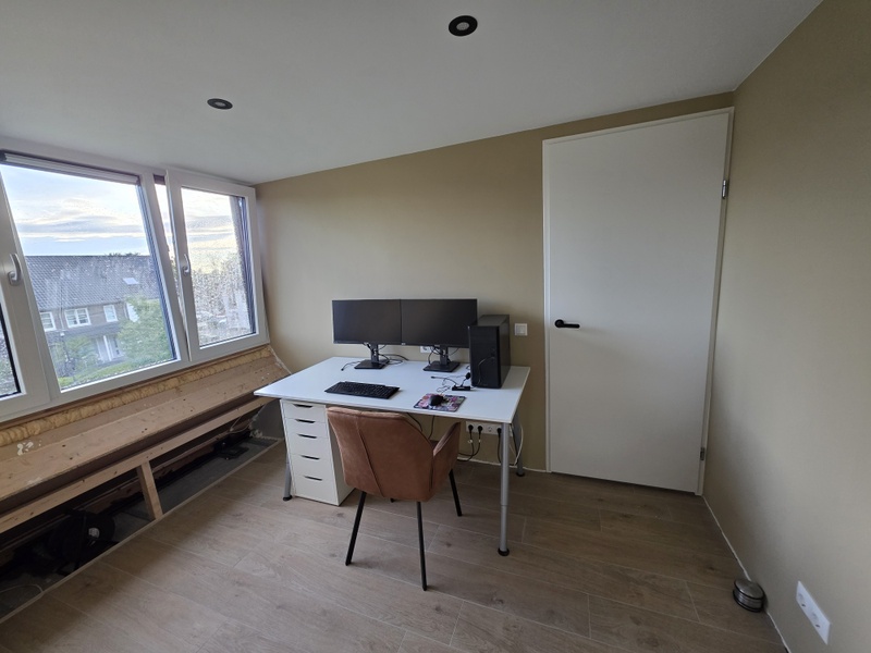 Afbeeldingslocatie: https://tweakers.net/i/Ah9q61jccUmfA4aswfj3dcOWyFo=/800x/filters:strip_icc():strip_exif()/f/image/DJxf26DBqauox2pKcqg9R8Kv.jpg?f=fotoalbum_large