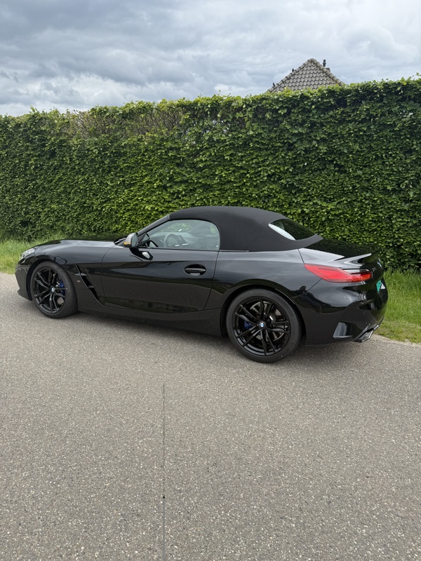 Afbeeldingslocatie: https://tweakers.net/i/AhiSl4lE2aXvufyuUGo_3ZSYA8A=/x800/filters:strip_icc():strip_exif()/f/image/pL27UCVBTw5VdF9qGsbg0Wo4.jpg?f=fotoalbum_large