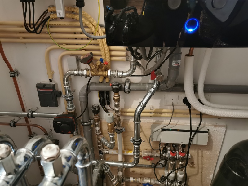 Afbeeldingslocatie: https://tweakers.net/i/Ajed9VAmXED2WEvPYZF3GgwoTbk=/800x/filters:strip_icc():strip_exif()/f/image/84xOhj71rJulFnRkUA76wczx.jpg?f=fotoalbum_large