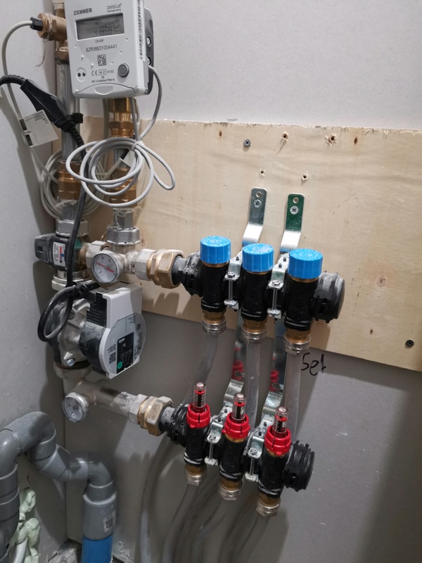 Afbeeldingslocatie: https://tweakers.net/i/AmJ6y5zpp7POjcXdjWO7zQIS0vY=/x800/filters:strip_icc():strip_exif()/f/image/zKVB6Xt3SpdjVwg7Zg6eEVI9.jpg?f=fotoalbum_large