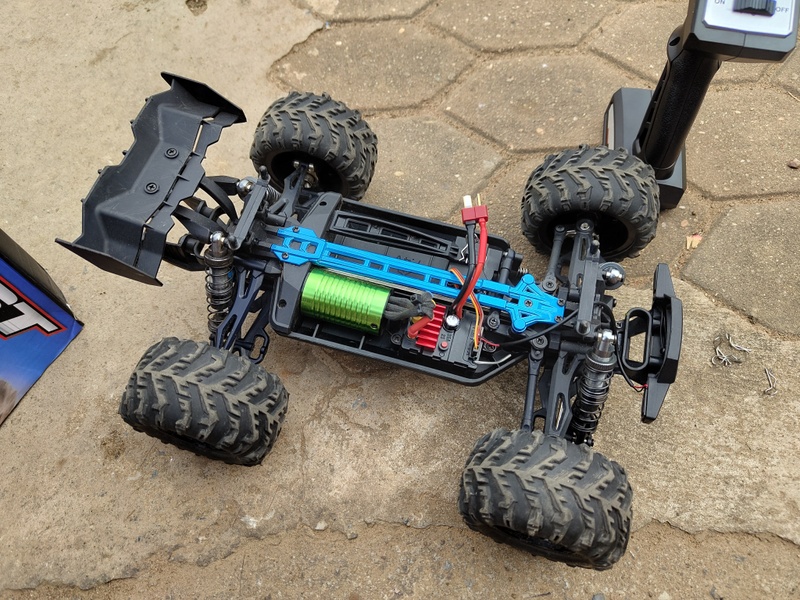 Afbeeldingslocatie: https://tweakers.net/i/ApQ321OjK8EYpnL6REz1VbdwNIY=/800x/filters:strip_icc():strip_exif()/f/image/YCQAOJZVhHLNXVWGr4zeDu62.jpg?f=fotoalbum_large