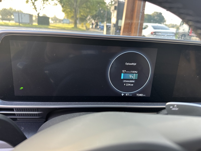 Afbeeldingslocatie: https://tweakers.net/i/ArK8vu3NGe7Pug9L7W7ECfNTFYY=/800x/filters:strip_icc():strip_exif()/f/image/90xvAKTmLo4OIeymy0q8aRhx.jpg?f=fotoalbum_large