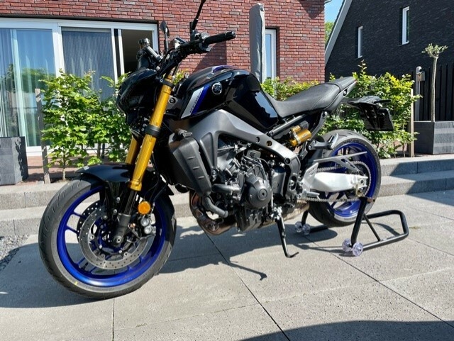 Afbeeldingslocatie: https://tweakers.net/i/AsZGSa4BltUJ6qpWaVuCiADw94w=/full-fit-in/4920x3264/filters:max_bytes(3145728):no_upscale():strip_icc():fill(white):strip_exif()/f/image/oJrdNSUAlUrXfZ5oqa9JZNEP.jpg?f=user_large