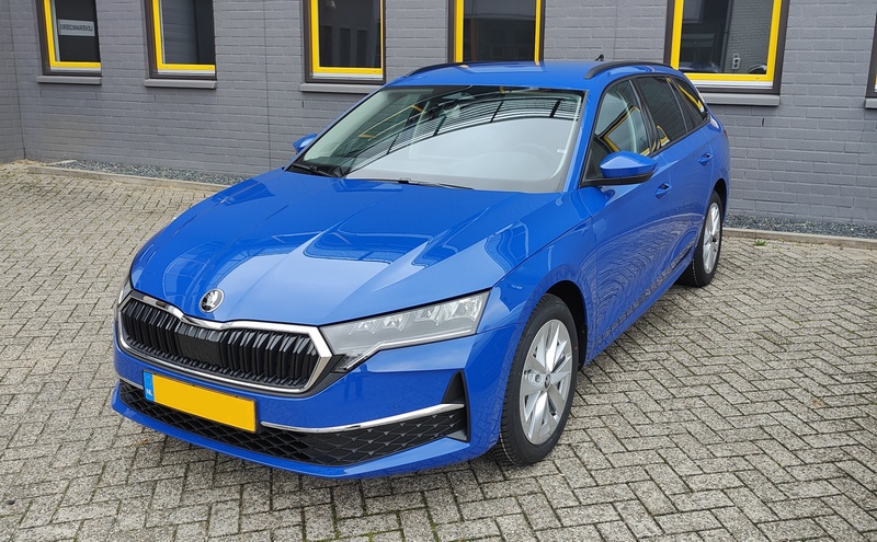 Afbeeldingslocatie: https://tweakers.net/i/Au5lH0Nq55roRpQ7mgMS6lxYOgA=/800x/filters:strip_icc():strip_exif()/f/image/7fPW8Ac16v7drRnaN40UsD8s.jpg?f=fotoalbum_large