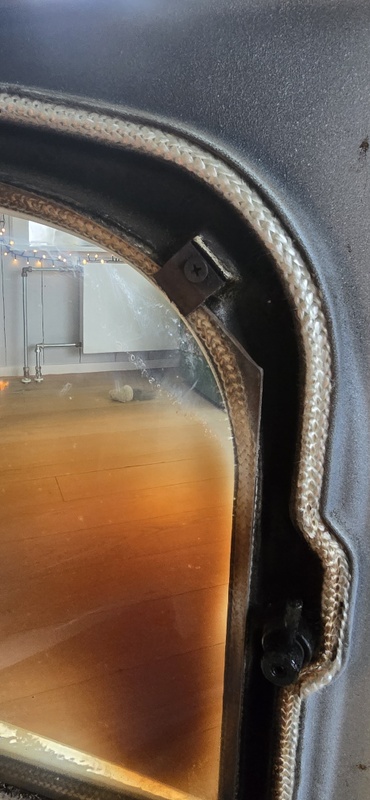 Afbeeldingslocatie: https://tweakers.net/i/Aw-ZgoxV27MTi1TNOdNhcecejyw=/x800/filters:strip_icc():strip_exif()/f/image/WDaZEFFYz0YLWu8x2b09Edyq.jpg?f=fotoalbum_large